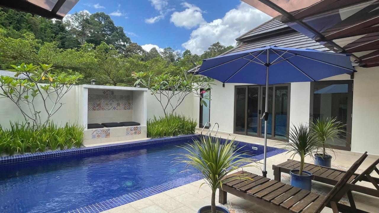 Charis Pool Villa 2 - 3 Bedroom With Private Pool Bentong Extérieur photo